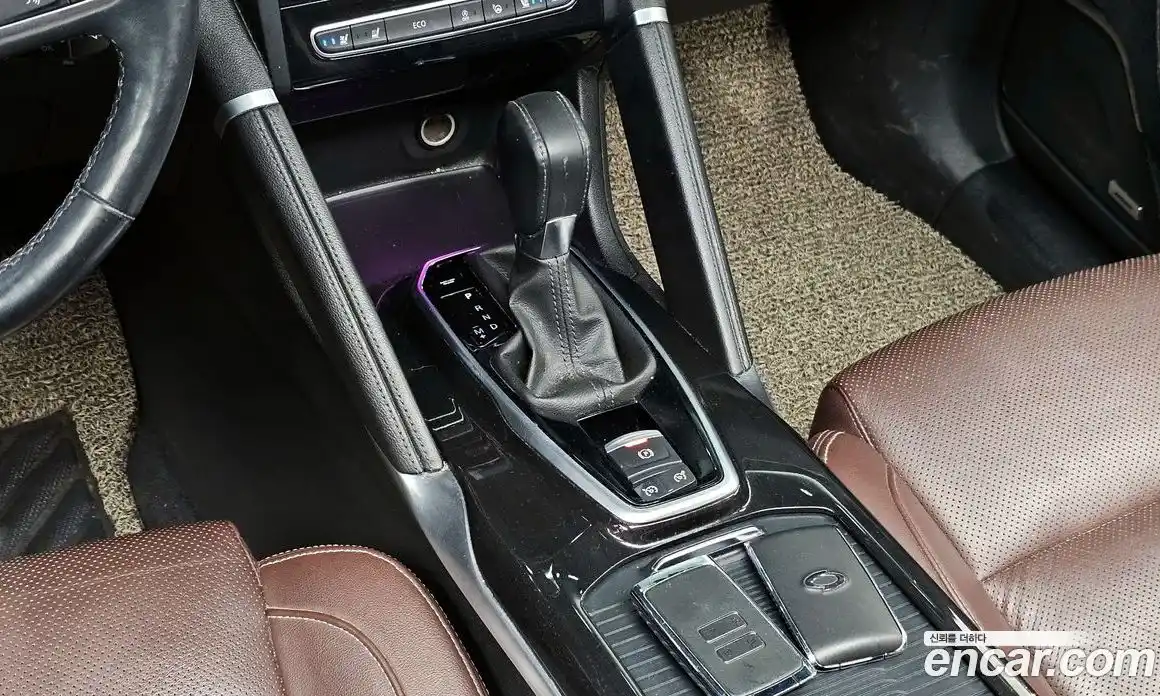 Renault QM6 2017 2.0 гидро в Москве № 2129237, фото 11