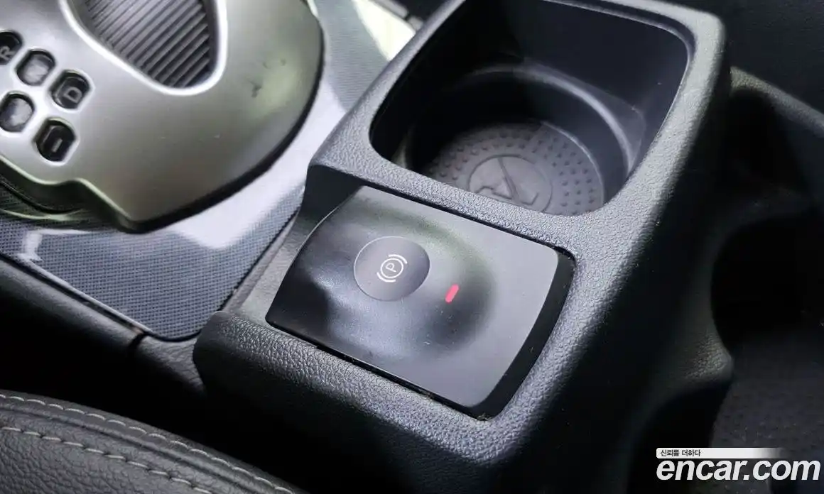 Renault QM5 2014 2.0 гидро в Москве № 2129245, фото 21