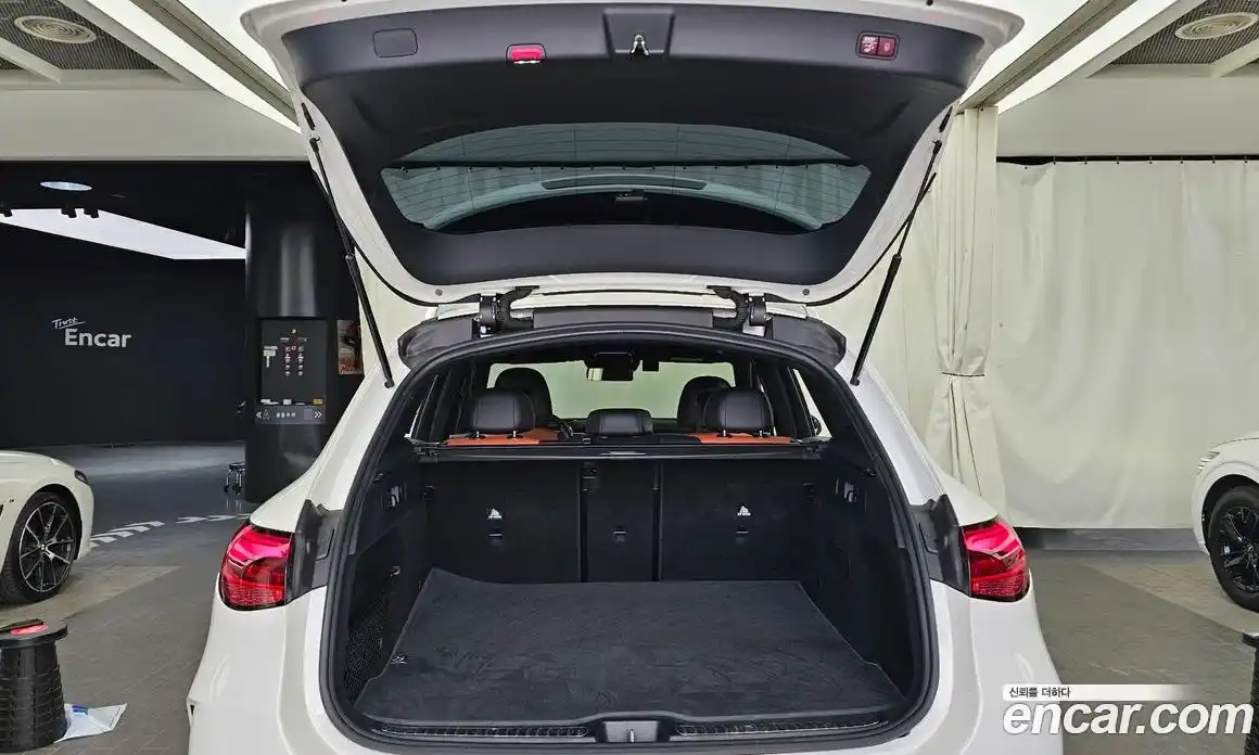 Mercedes-Benz GLC-Class 2023 2.0 гидро в Москве № 2129274, фото 26