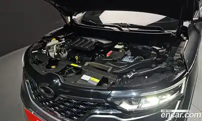Renault QM6 2022 2.0 гидро в Москве № 2129276, миниатюра 6
