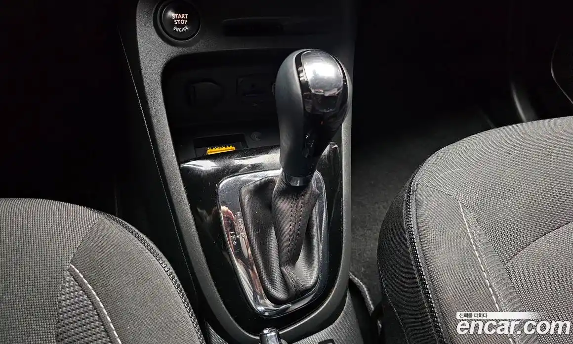 Renault QM3 2015 1.5 гидро в Москве № 2129300, фото 12