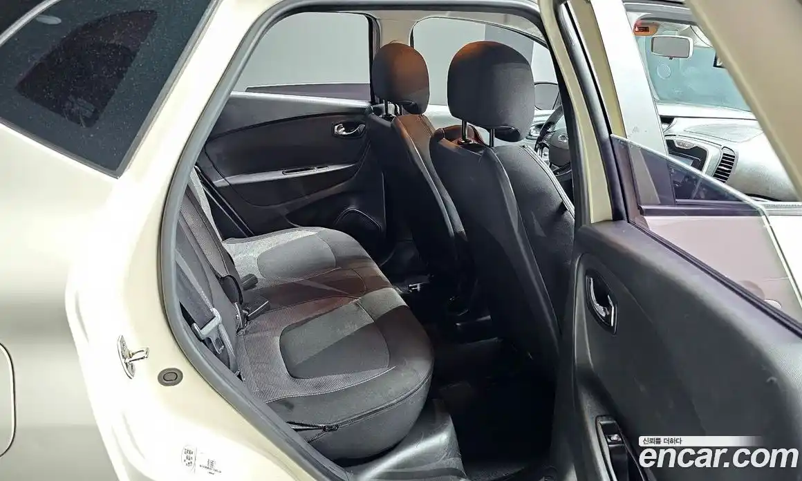 Renault QM3 2015 1.5 гидро в Москве № 2129300, фото 18