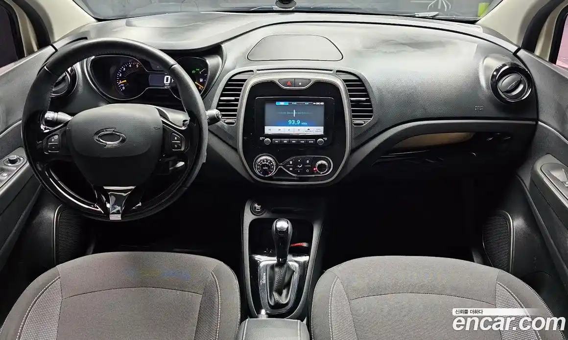 Renault QM3 2015 1.5 гидро в Москве № 2129300, фото 10