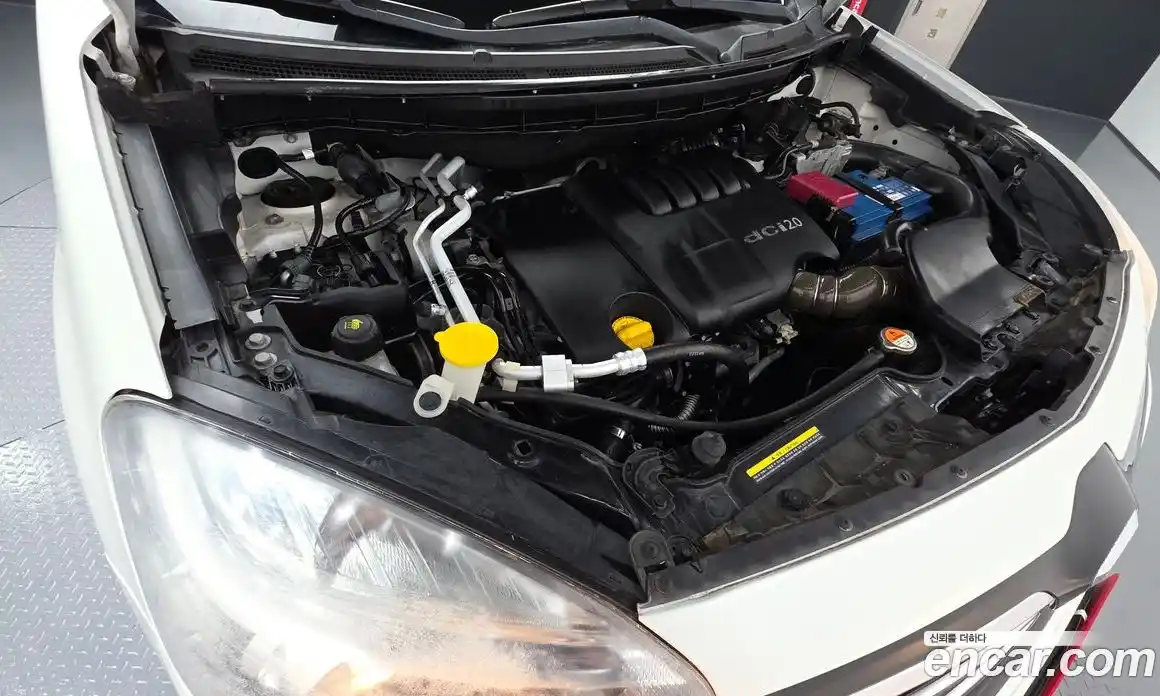 Renault QM5 2014 2.0 гидро в Москве № 2129312, фото 6