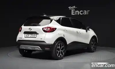 Renault QM3 2017 1.5 гидро в Москве № 2129351, миниатюра 2