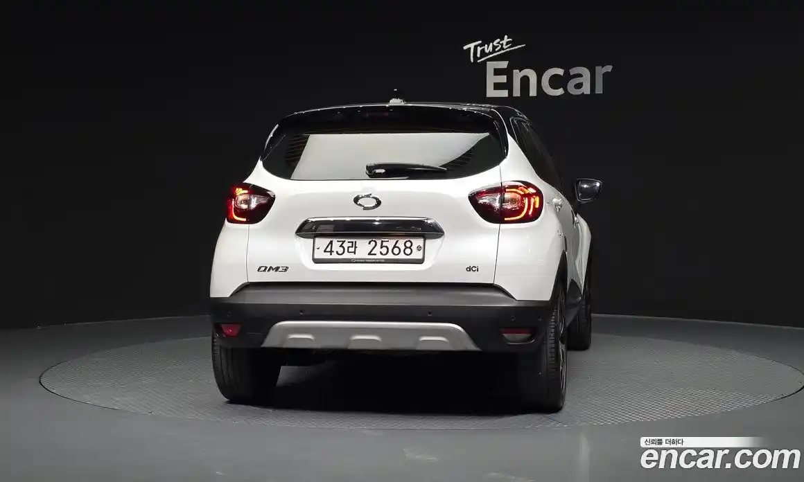 Renault QM3 2017 1.5 гидро в Москве № 2129351, фото 4