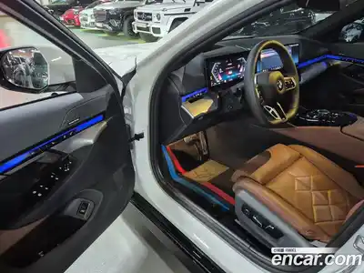 BMW 5-Series 2025 2.0 гидро в Москве № 2129797, миниатюра 11