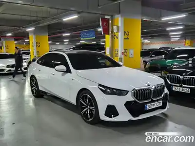 BMW 5-Series 2025 2.0 гидро в Москве № 2129797, миниатюра 2