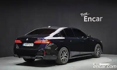 BMW 5-Series 2025 2.0 гидро в Москве № 2129809, миниатюра 2