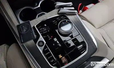BMW X7 2025 3.0 гидро в Москве № 2129819, миниатюра 12
