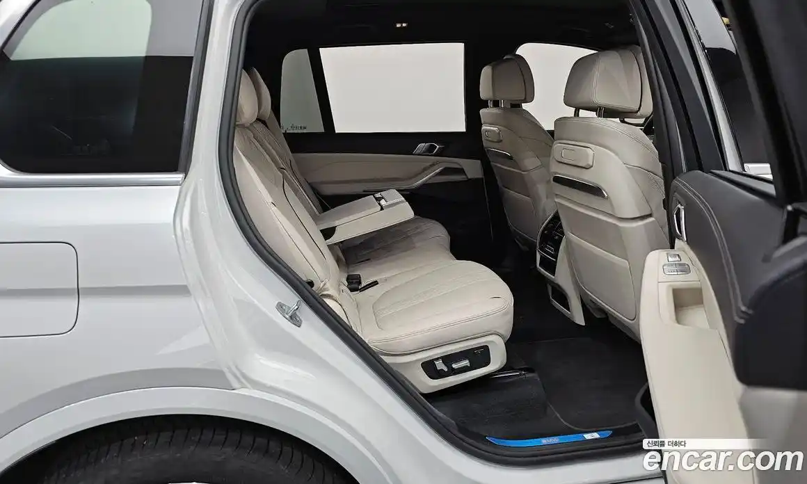 BMW X7 2025 3.0 гидро в Москве № 2129819, фото 17