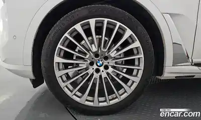BMW X7 2025 3.0 гидро в Москве № 2129819, миниатюра 5