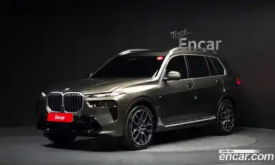 BMW X7, 2025