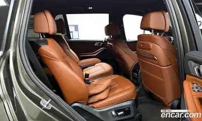 BMW X7 2025 3.0 гидро в Москве № 2129842, миниатюра 11