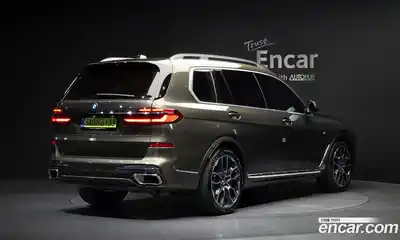 BMW X7 2025 3.0 гидро в Москве № 2129842, миниатюра 2