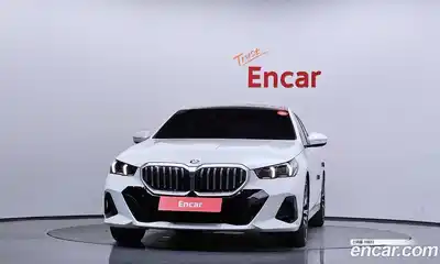BMW 5-Series 2025 2.0 гидро в Москве № 2130048, миниатюра 3