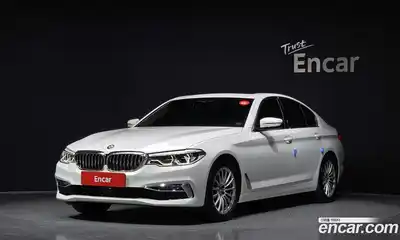 BMW 5-Series 520i Luxury