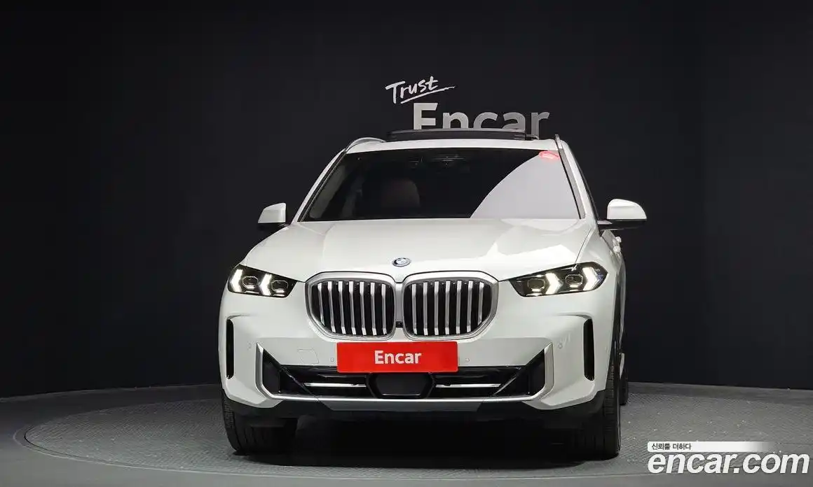 BMW X5 2023 3.0 гидро в Москве № 2130321, фото 3