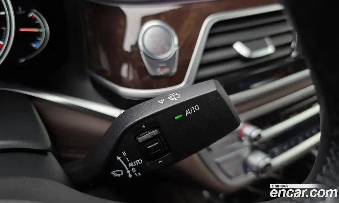 BMW 7-Series 2017 4.4 гидро в Москве № 2130357, фото 23