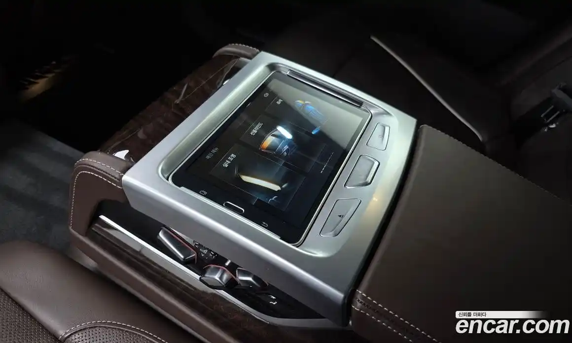 BMW 7-Series 2017 4.4 гидро в Москве № 2130357, фото 33