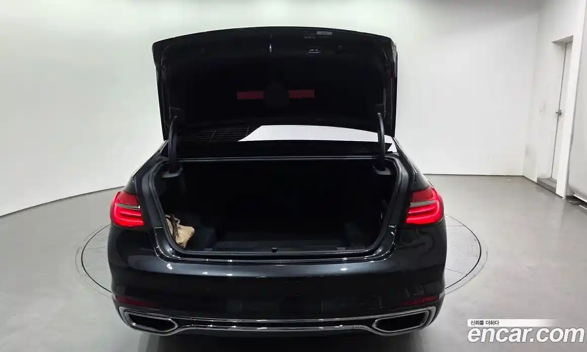 BMW 7-Series 2017 4.4 гидро в Москве № 2130357, фото 37