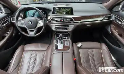 BMW 7-Series 2017 4.4 гидро в Москве № 2130357, миниатюра 10