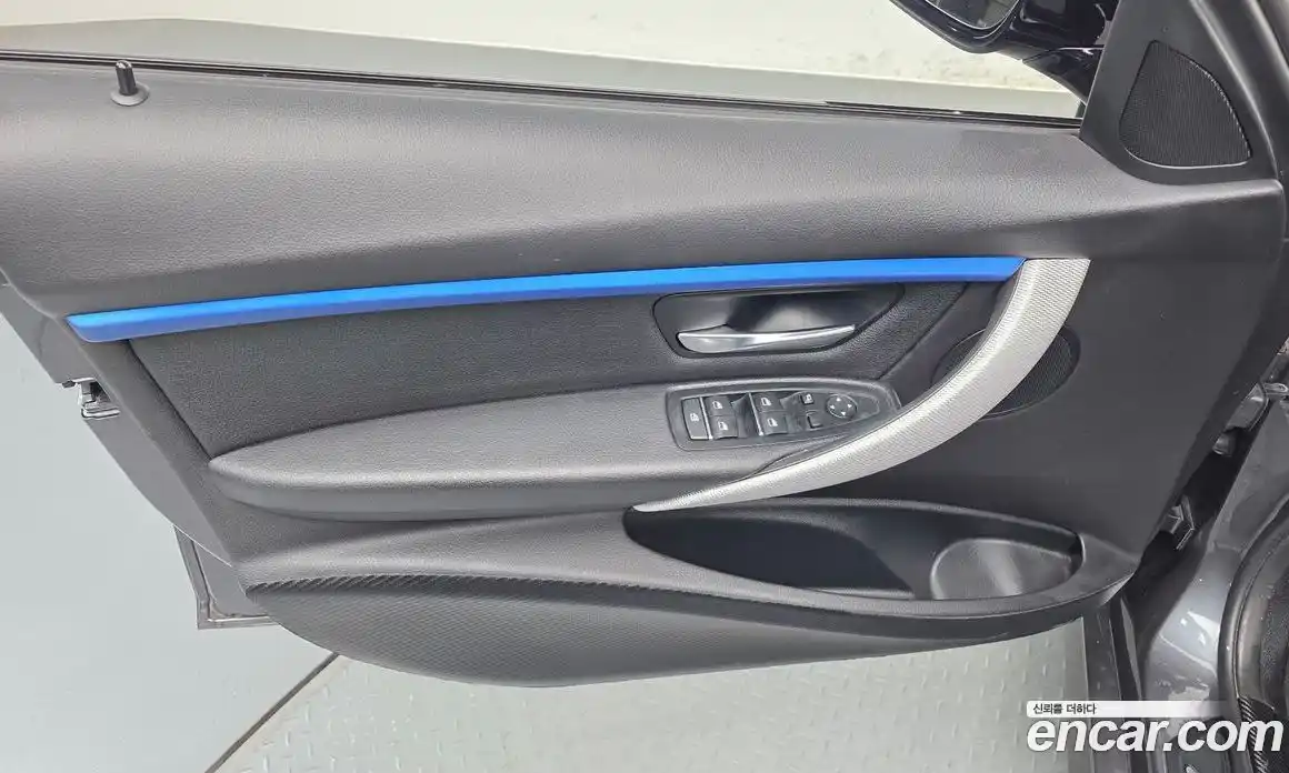 BMW 3-Series 2018 2.0 гидро в Москве № 2130568, фото 14
