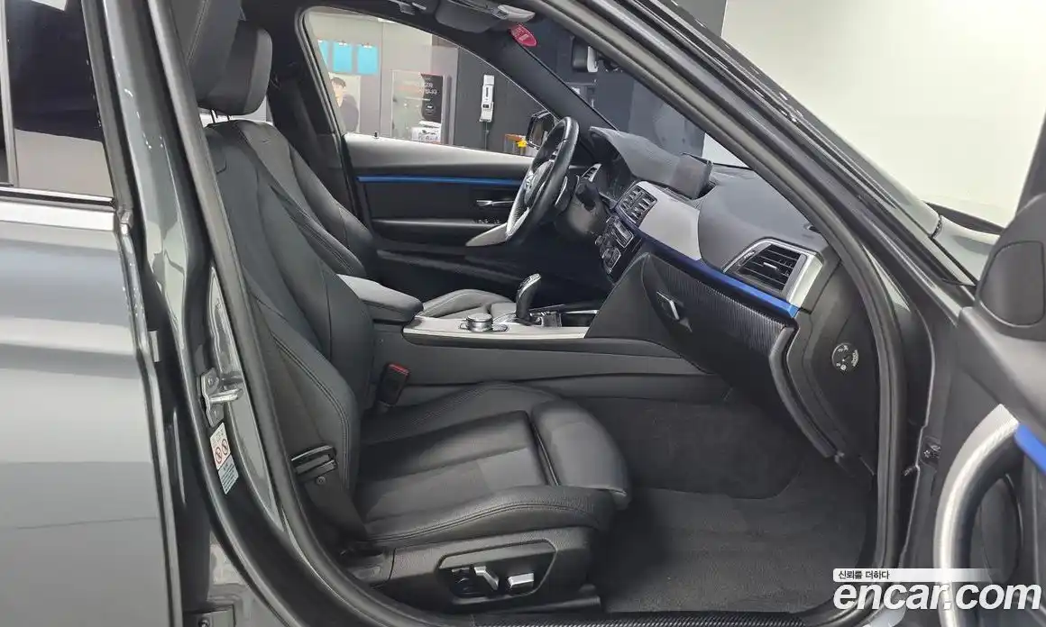 BMW 3-Series 2018 2.0 гидро в Москве № 2130568, фото 17