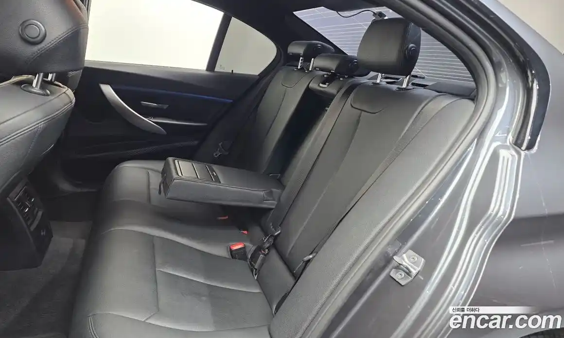 BMW 3-Series 2018 2.0 гидро в Москве № 2130568, фото 18