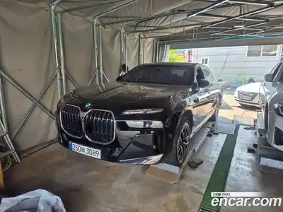BMW 7-Series 740d xDrive M Sport