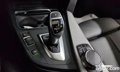 BMW 3-Series 2018 2.0 гидро в Москве № 2130665, миниатюра 12