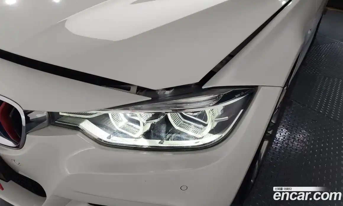 BMW 3-Series 2018 2.0 гидро в Москве № 2130665, фото 8