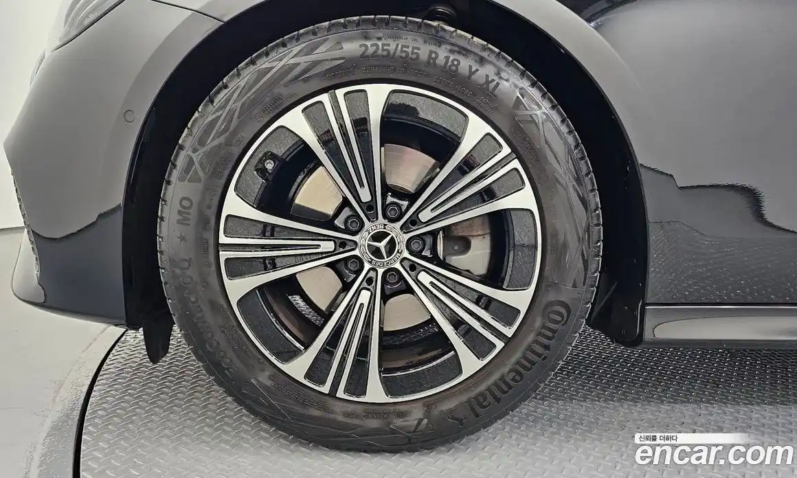 Mercedes-Benz E-Class 2024 2.0 гидро в Москве № 2130869, фото 5