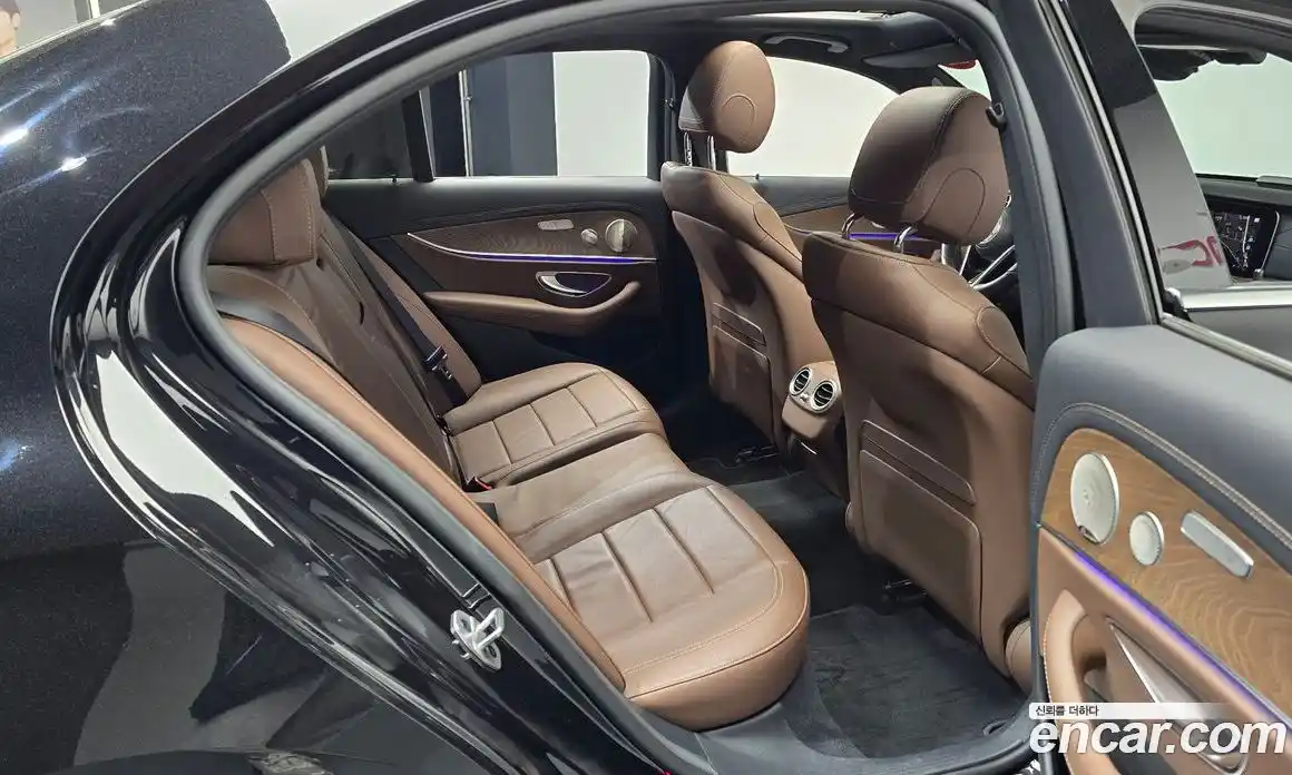 Mercedes-Benz E-Class 2023 1.9 гидро в Москве № 2130921, фото 17