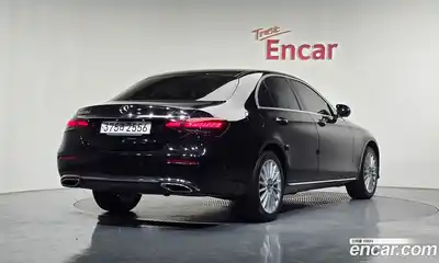 Mercedes-Benz E-Class 2023 1.9 гидро в Москве № 2130921, миниатюра 2