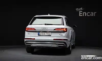 Audi Q7 2021 3.0 гидро в Москве № 2131149, миниатюра 4