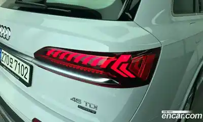 Audi Q7 2021 3.0 гидро в Москве № 2131149, миниатюра 9