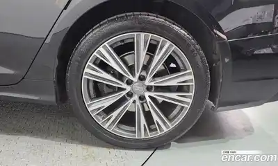 Audi A6 2021 3.0 гидро в Москве № 2131244, миниатюра 7