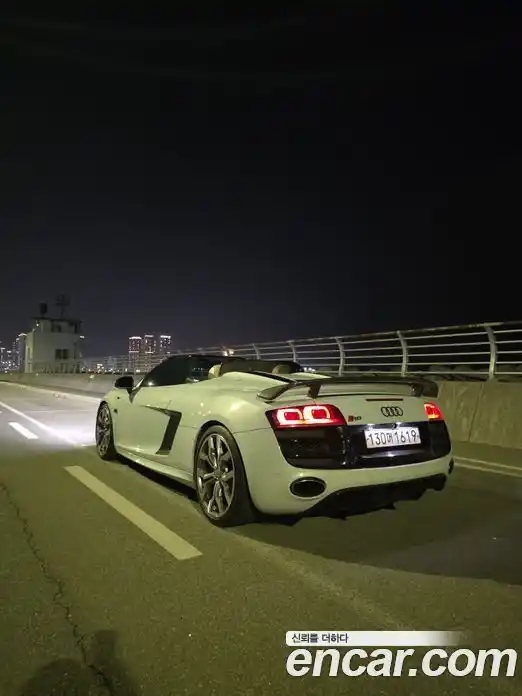 Audi R8 2012 5.2 механика в Москве № 2131462, фото 3