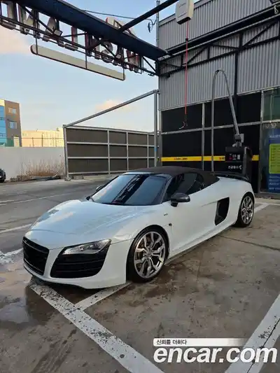 Audi R8 2012 5.2 механика в Москве № 2131462, миниатюра 9
