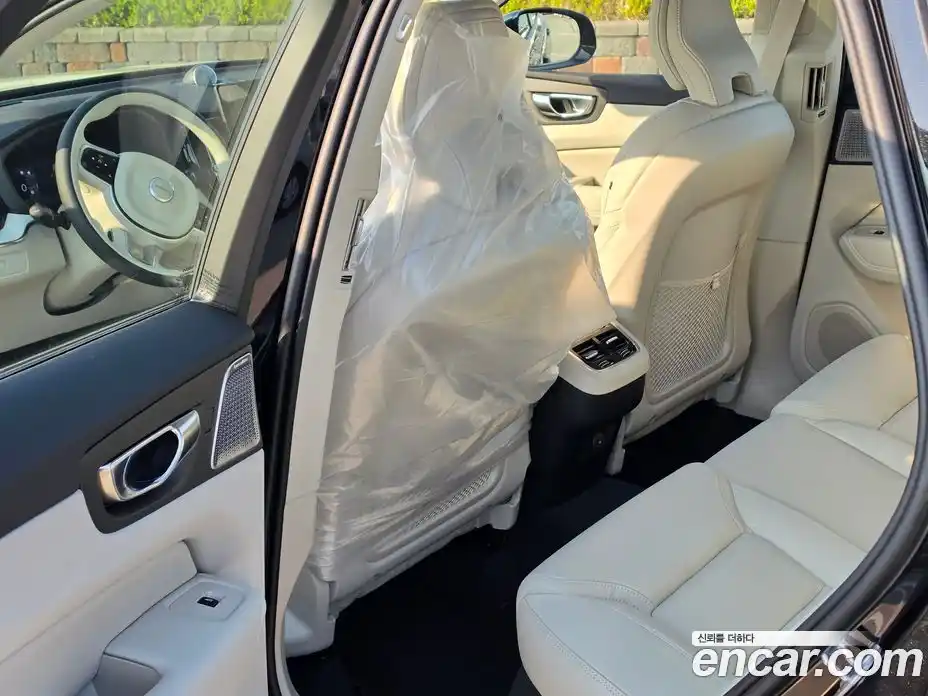 Volvo XC60 2026 2.0 гидро в Москве № 2131488, фото 7