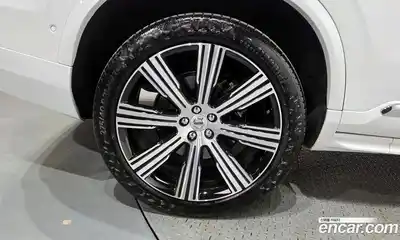 Volvo XC90 2023 2.0 гидро в Москве № 2131496, миниатюра 5