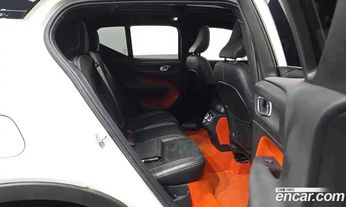 Volvo XC40 2019 2.0 гидро в Москве № 2131574, фото 17
