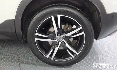 Volvo XC40 2019 2.0 гидро в Москве № 2131574, миниатюра 6