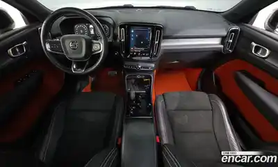 Volvo XC40 2019 2.0 гидро в Москве № 2131574, миниатюра 9
