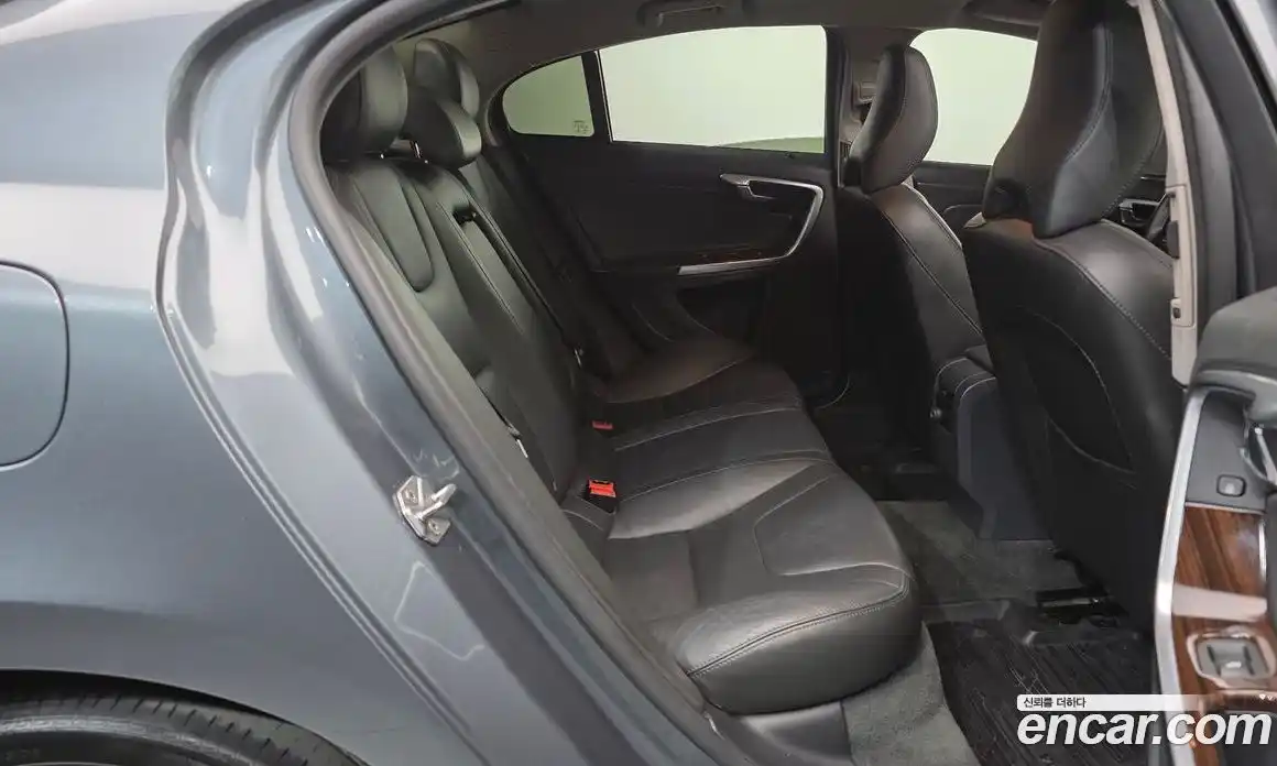 Volvo S60 2017 2.0 гидро в Москве № 2131577, фото 11