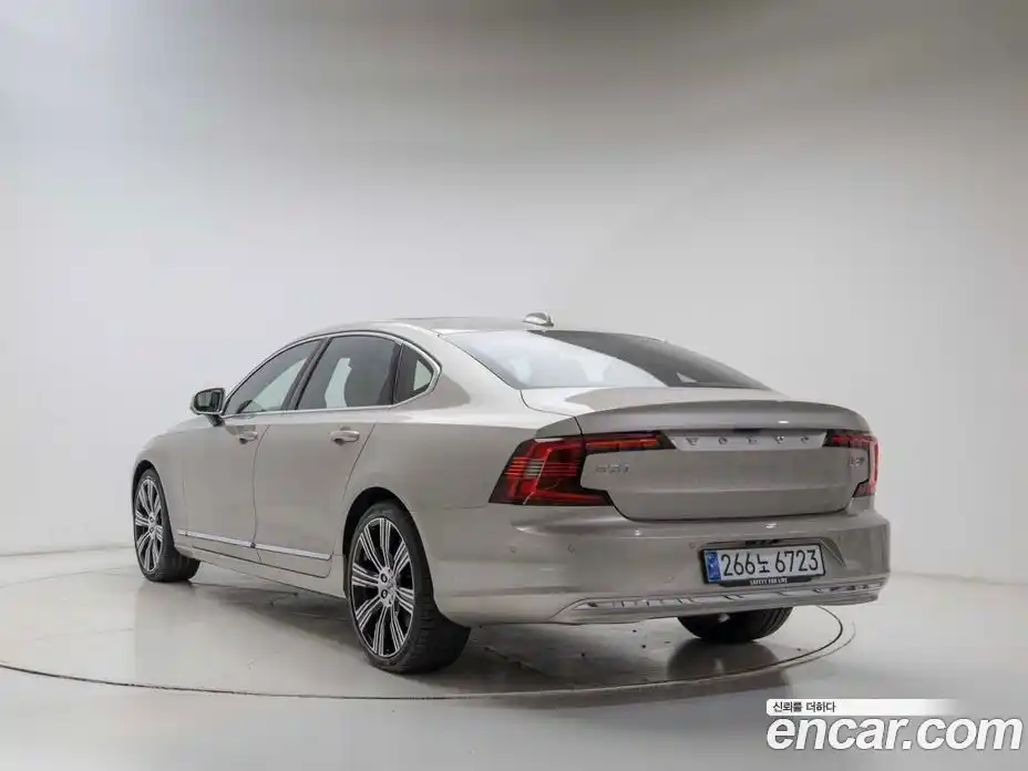 Volvo S90 2024 2.0 гидро в Москве № 2131592, фото 4
