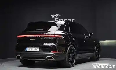 Porsche Cayenne 2025 3.0 гидро в Москве № 2131647, миниатюра 2