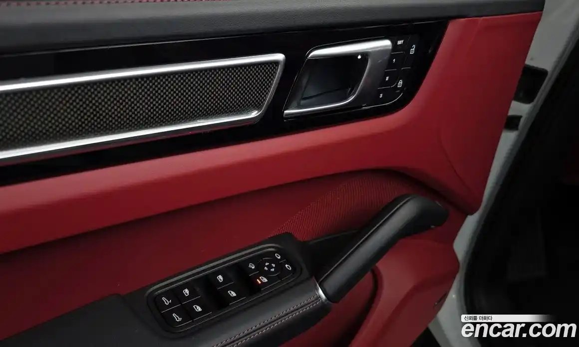 Porsche Cayenne 2022 3.0 гидро в Москве № 2131683, фото 30