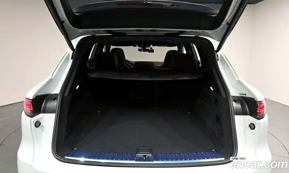 Porsche Cayenne 2022 3.0 гидро в Москве № 2131683, фото 35